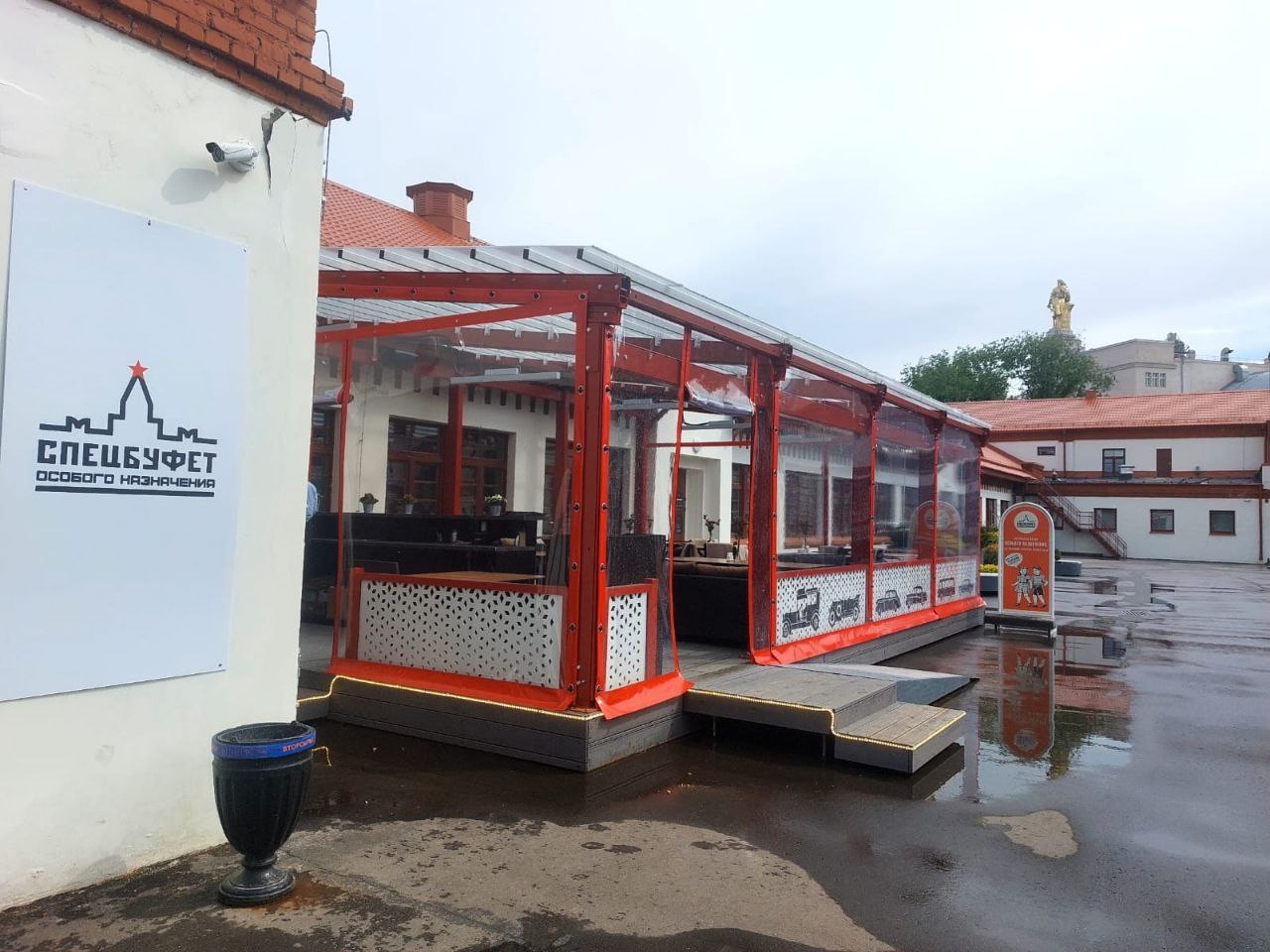 ПВХ шторы для летней террасы кафе в Дубровке